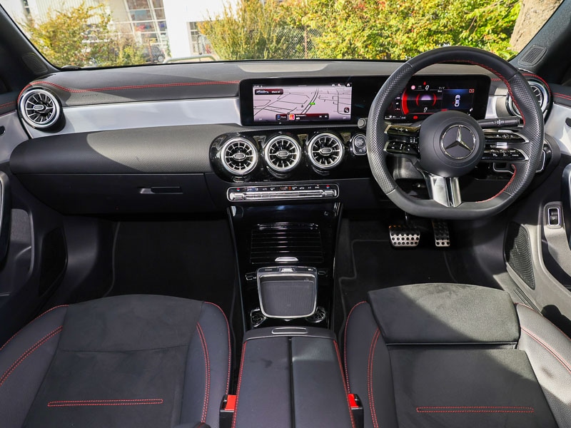Used Mercedes-Benz CLA 2024 for sale - 76054112: Photo 2