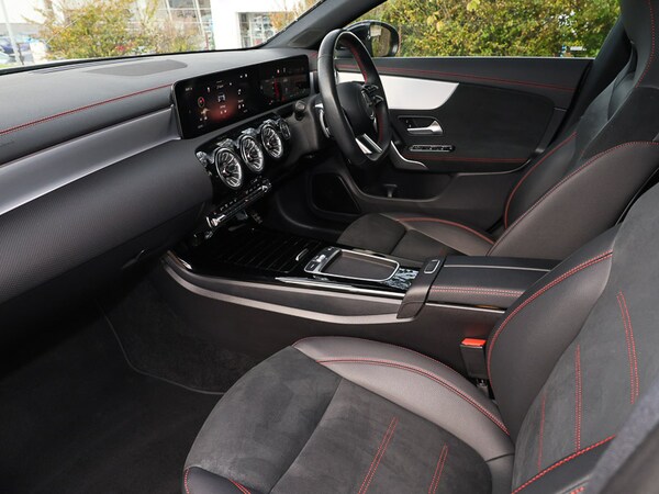 Used Mercedes-Benz CLA 2023 for sale - 76289482: Photo 5