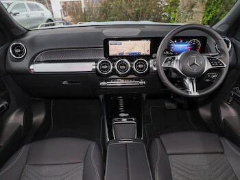 Used Mercedes-Benz GLB 2025 for sale - 77453808: Photo