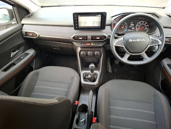 Used Dacia Sandero Stepway 2023 for sale - 76970563: Photo