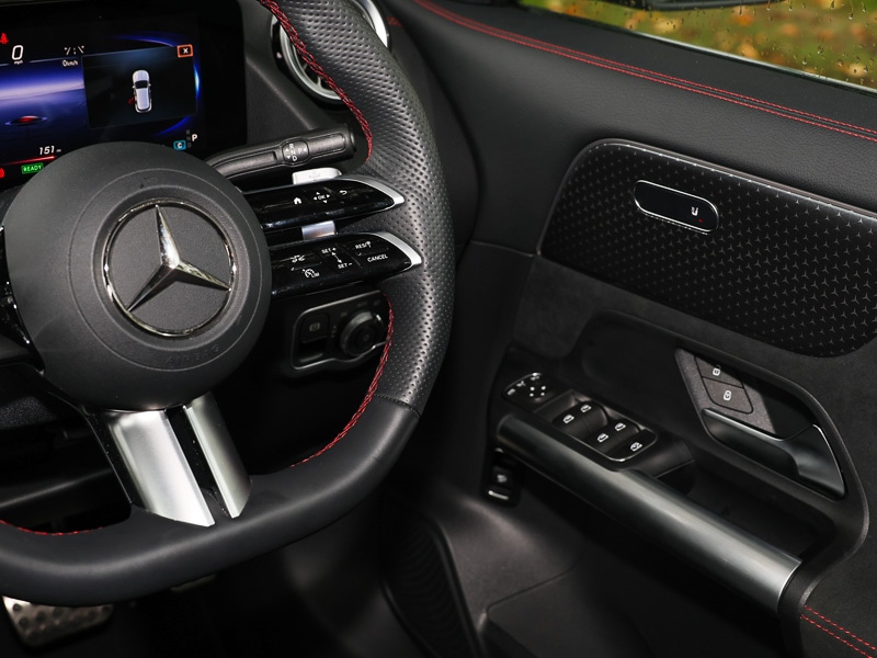 Used Mercedes-Benz EQA 2024 for sale - 76365421: Photo 12