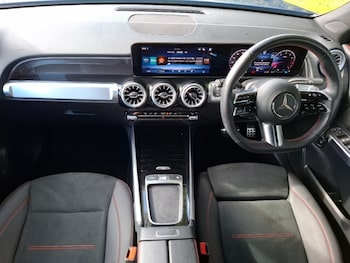 Used Mercedes-Benz GLB 2025 for sale - 79343286: Photo