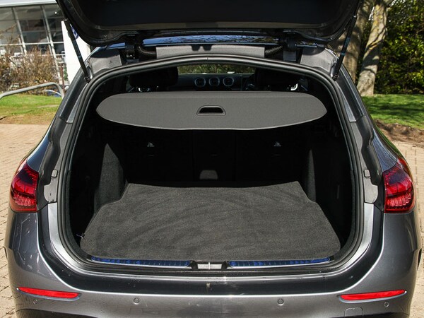 Used Mercedes-Benz C Class 2024 for sale - 76254753: Photo 8