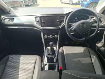 Used Volkswagen T-Roc 2021 for sale - 74809460: Photo