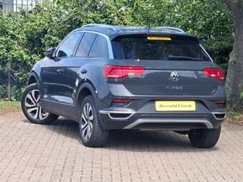 Used Volkswagen T-Roc 2021 for sale - 74809460: Photo