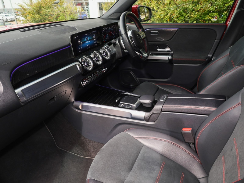 Used Mercedes-Benz GLB 2023 for sale - 76112978: Photo 5