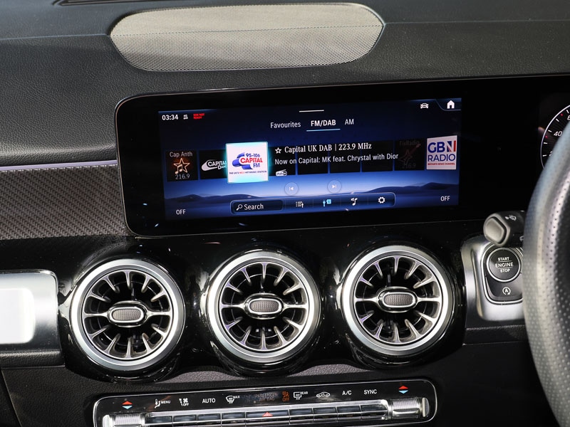 Used Mercedes-Benz GLB 2024 for sale - 76233450: Photo 15