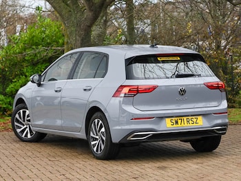 Used Volkswagen Golf 2022 for sale - 76726359: Photo