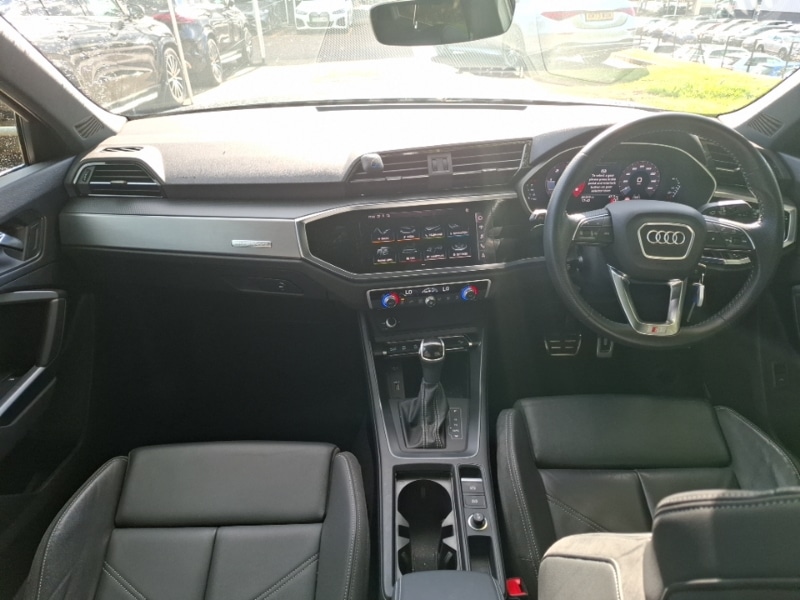 Used Audi Q3 2020 for sale - 76880218: Photo 2