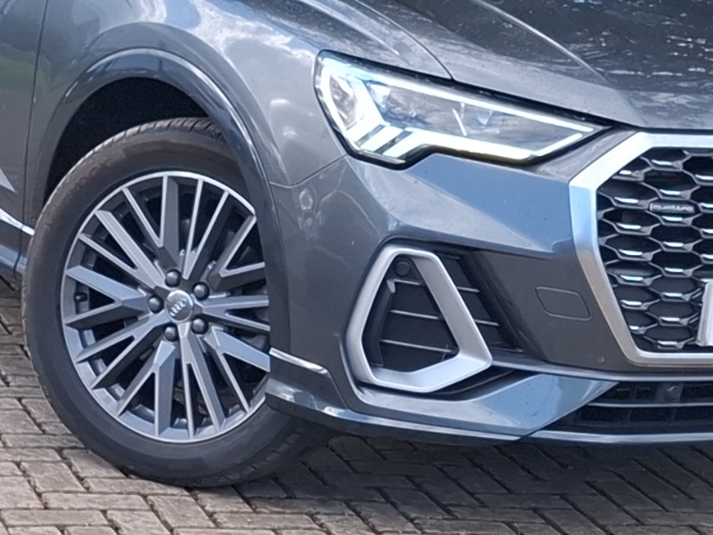 Used Audi Q3 2020 for sale - 76880218: Photo 9