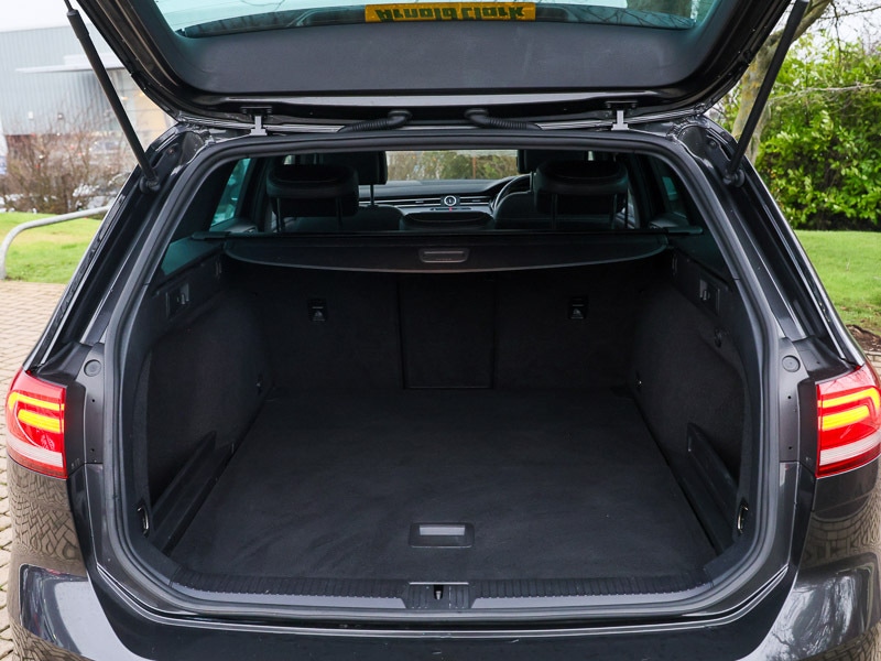 Used Volkswagen Passat 2017 for sale - 77325039: Photo 8