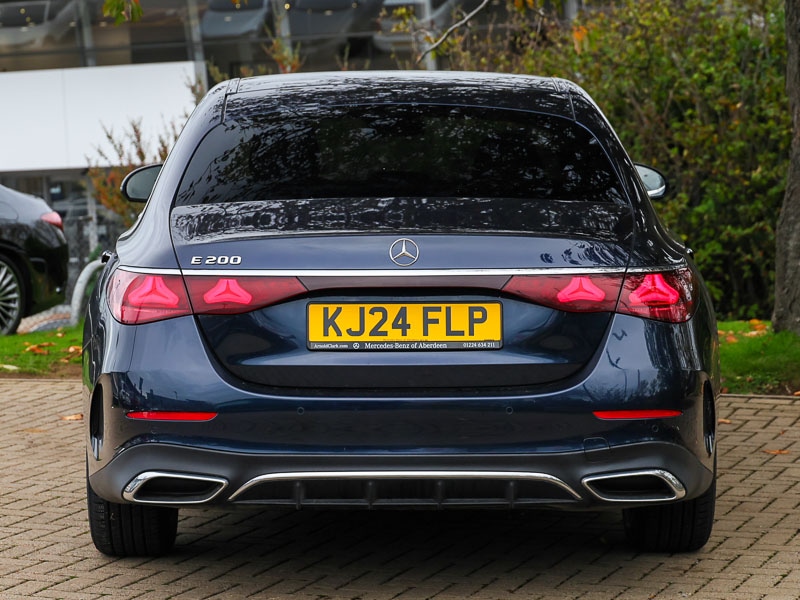 Used Mercedes-Benz E Class 2024 for sale - 76365435: Photo 14