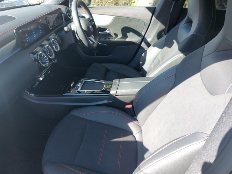 Used Mercedes-Benz CLA 2024 for sale - 76375297: Photo 5