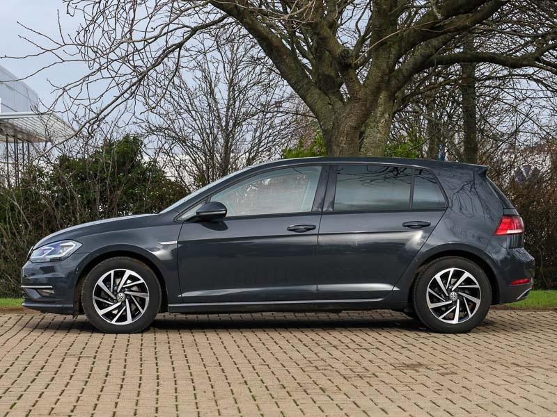 Used Volkswagen Golf 2020 for sale - 77610901: Photo 4