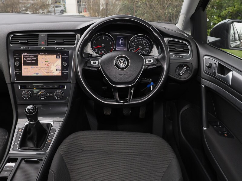 Used Volkswagen Golf 2020 for sale - 77610901: Photo 7