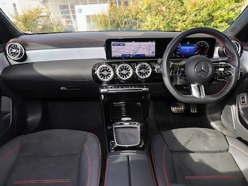 Used Mercedes-Benz CLA 2024 for sale - 76172146: Photo 2