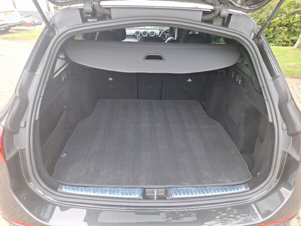 Used Mercedes-Benz C-Class 2024 for sale - 76052227: Photo 8