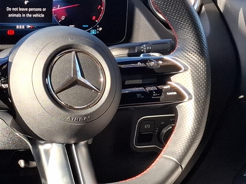 Used Mercedes-Benz GLA 2024 for sale - 76343463: Photo 10