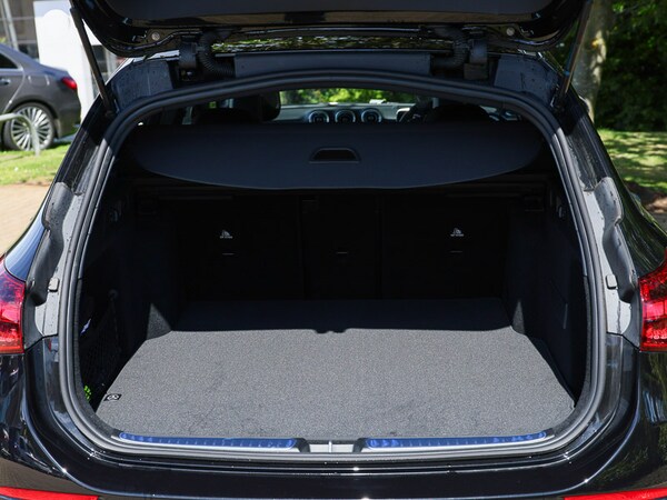Used Mercedes-Benz C-Class 2023 for sale - 76130062: Photo 8
