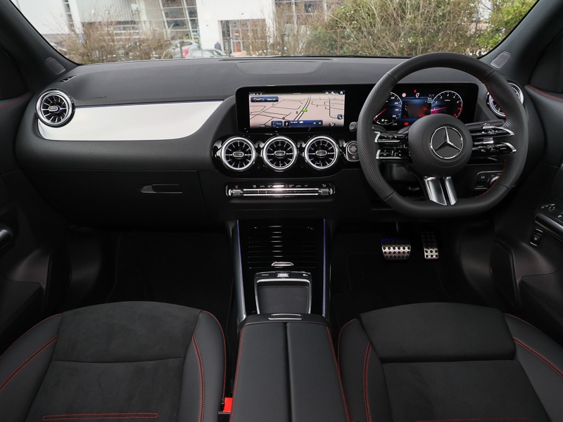 Used Mercedes-Benz GLA 2025 for sale - 77536742: Photo 2