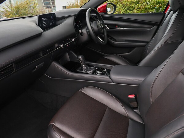 Used Mazda Mazda2 2022 for sale - 76165918: Photo 5