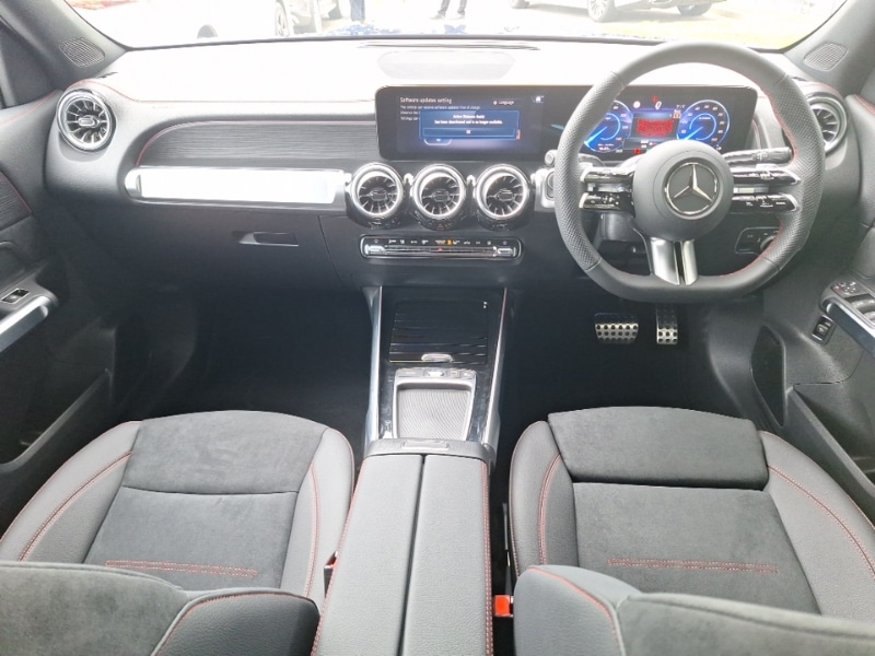 Used Mercedes-Benz EQB 2025 for sale - 76130146: Photo 2