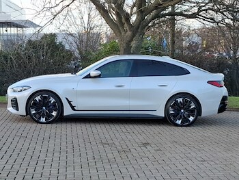 Used BMW i4 2025 for sale - 77585162: Photo