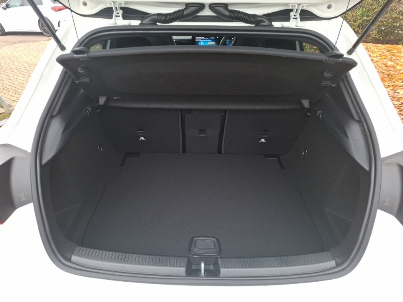 Used Mercedes-Benz A-Class 2025 for sale - 76543755: Photo 8