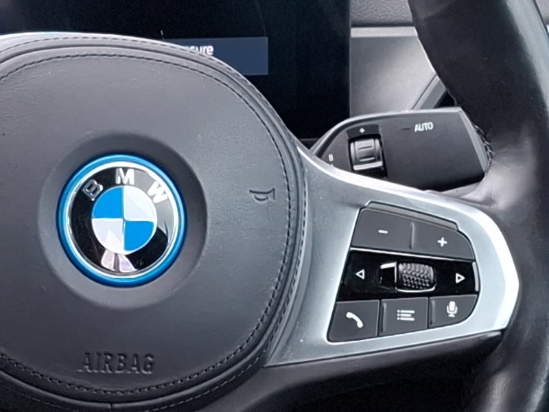 Used BMW i4 2023 for sale - 77832302: Photo 10