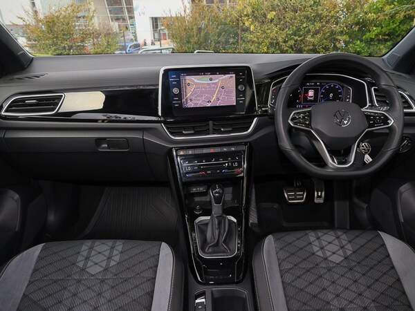 Used Volkswagen T-Roc 2023 for sale - 76294087: Photo 2