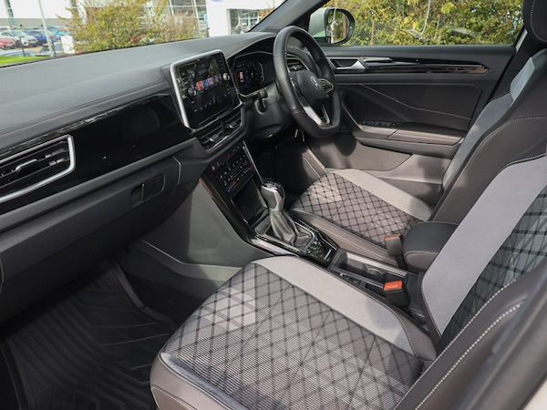 Used Volkswagen T-Roc 2023 for sale - 76294087: Photo 5