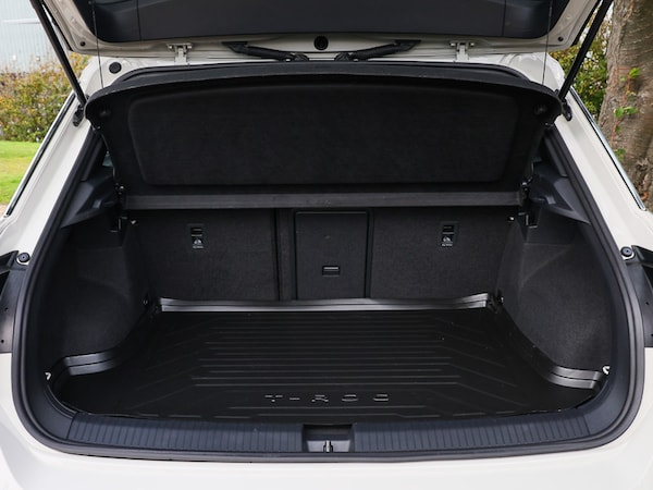 Used Volkswagen T-Roc 2023 for sale - 76294087: Photo 8