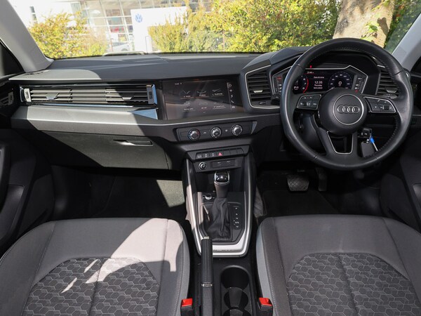 Used Audi A1 2019 for sale - 76233568: Photo 2