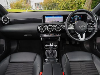 Used Mercedes-Benz A-Class 2019 for sale - 76183523: Photo 2