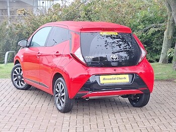 Used Toyota AYGO 2021 for sale - 75989227: Photo