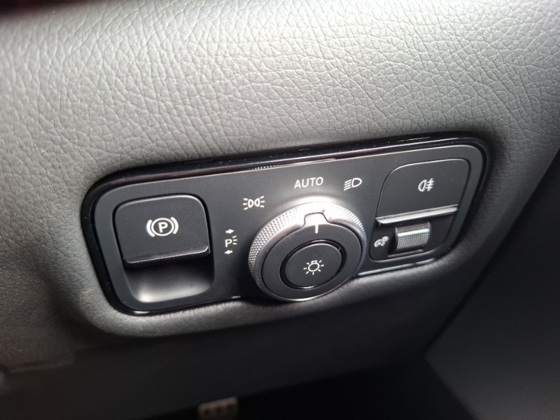 Used Mercedes-Benz V-Class 2025 for sale - 78146772: Photo 15