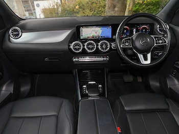 Used Mercedes-Benz EQA 2021 for sale - 76518774: Photo