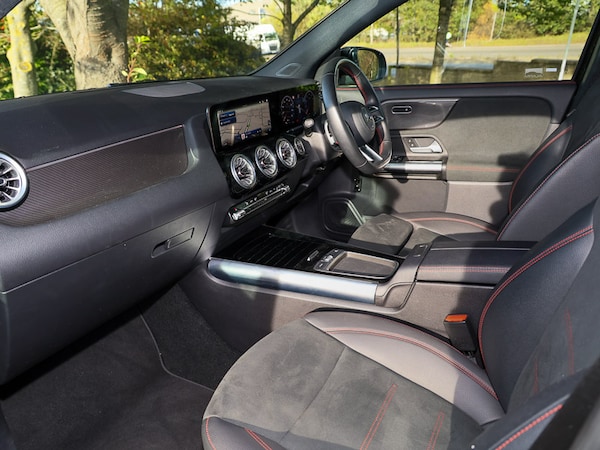 Used Mercedes-Benz GLA 2024 for sale - 76294082: Photo 5