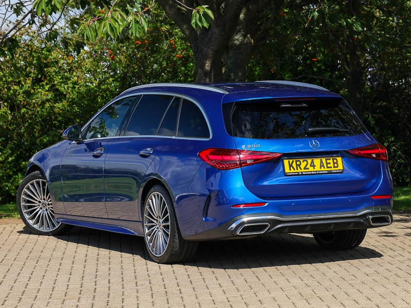 Used Mercedes-Benz C Class 2024 for sale - 76403687: Photo 3