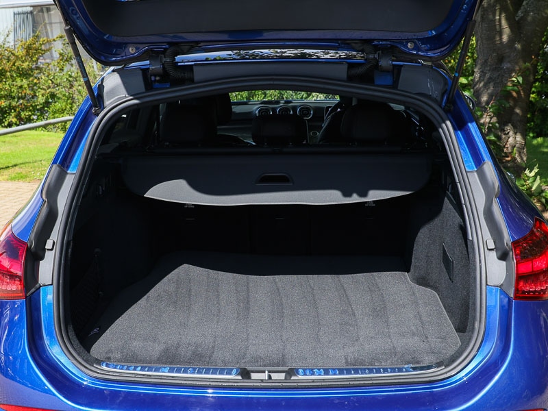 Used Mercedes-Benz C Class 2024 for sale - 76403687: Photo 8