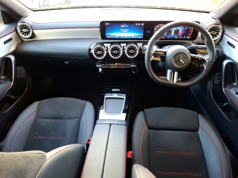 Used Mercedes-Benz CLA 2025 for sale - 76208067: Photo 2