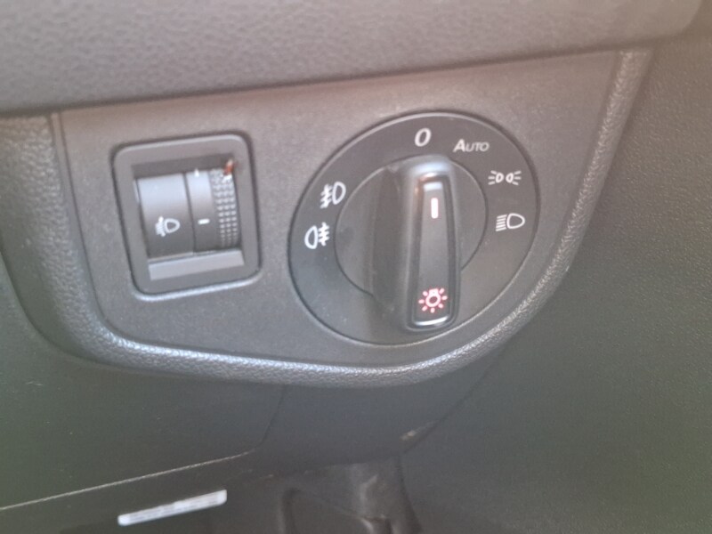 Used Volkswagen Polo 2018 for sale - 77908285: Photo 17