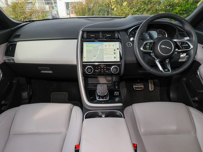 Used Jaguar E-Pace 2022 for sale - 76478593: Photo 2