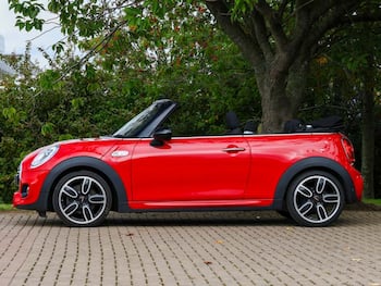 Used MINI Convertible 2017 for sale - 79870036: Photo