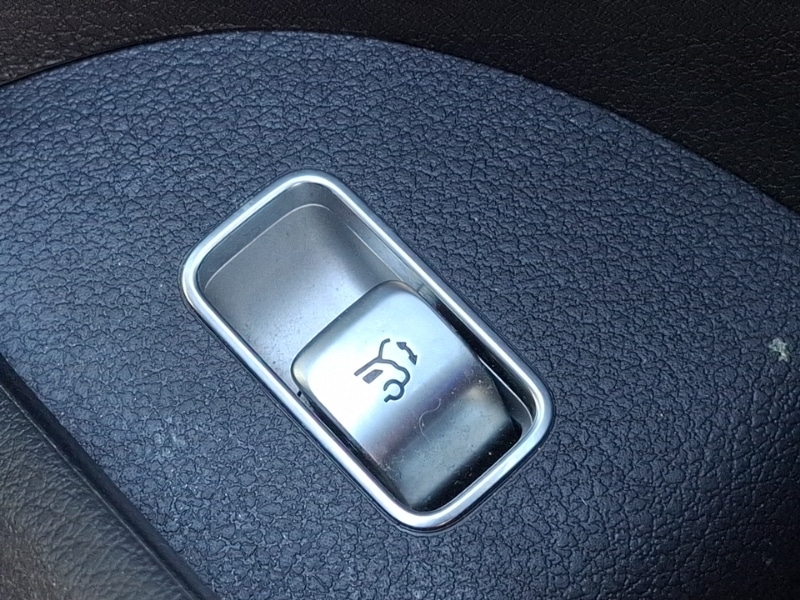 Used Mercedes-Benz GLE 2021 for sale - 77938920: Photo 18