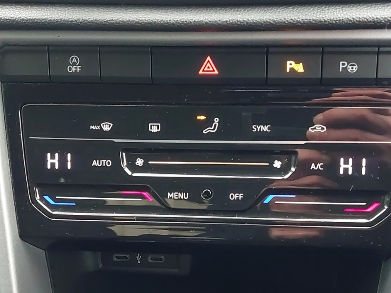 Used Volkswagen T-Roc 2022 for sale - 77644709: Photo 14