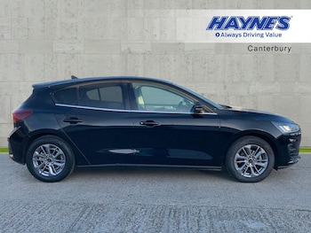 Used Ford Focus 2022 for sale - 76997748: Photo