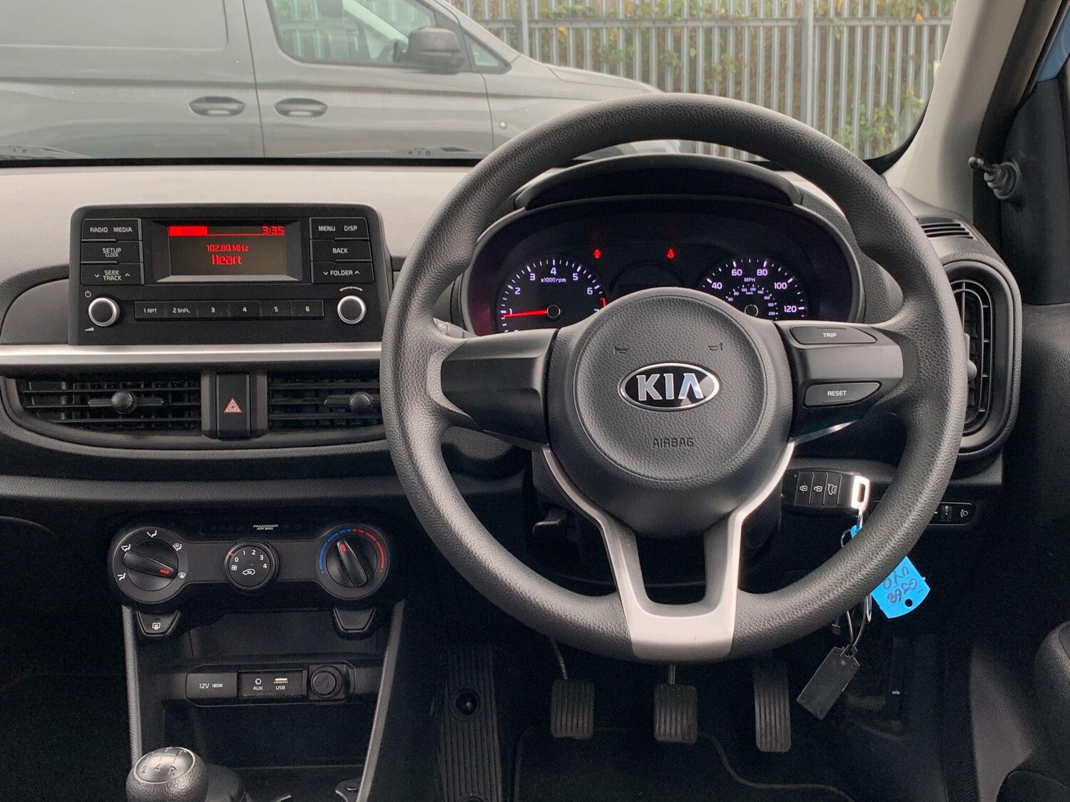 Used Kia Picanto 2018 for sale - 76512406: Photo 40