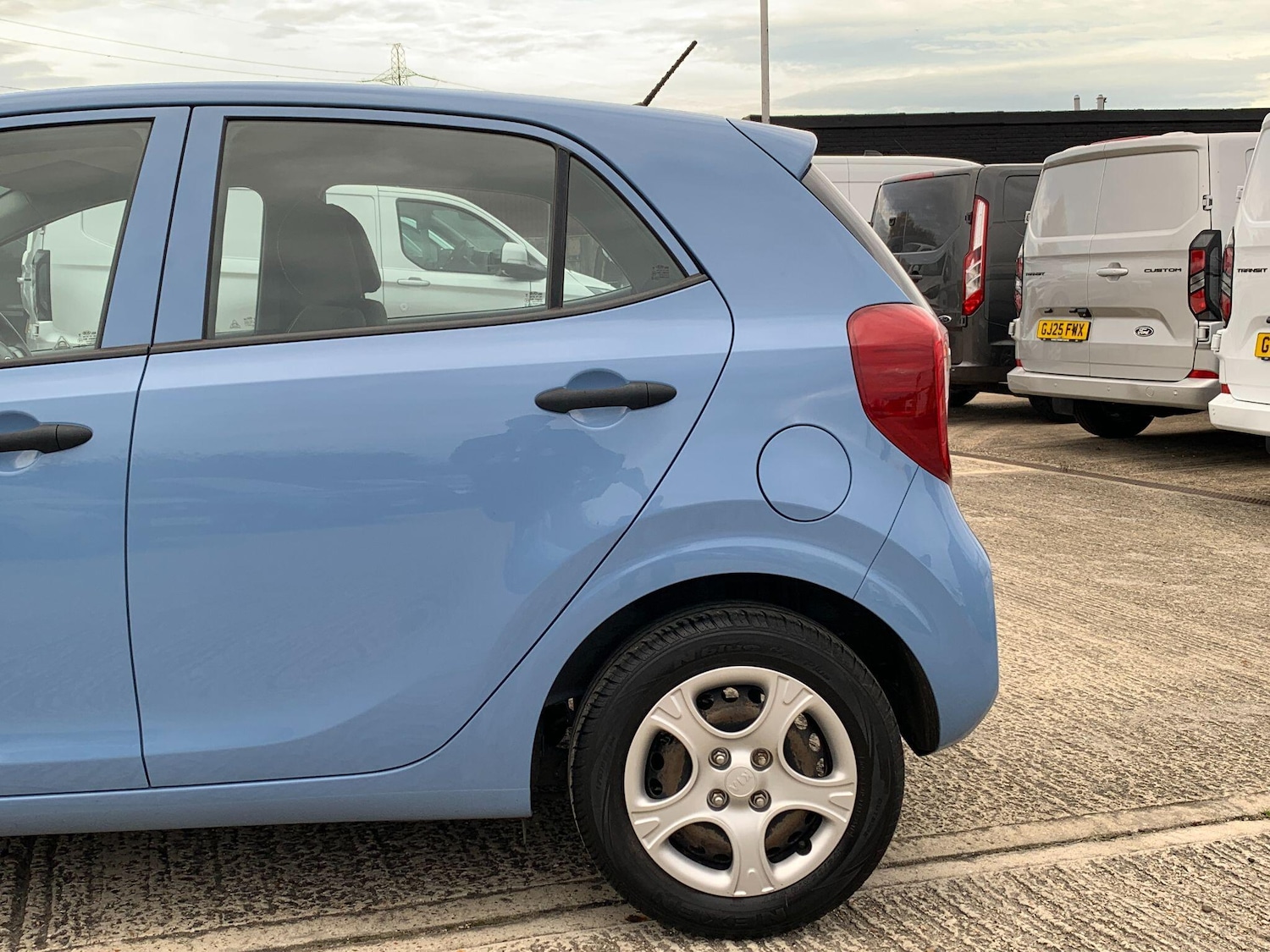 Used Kia Picanto 2018 for sale - 76512406: Photo 50