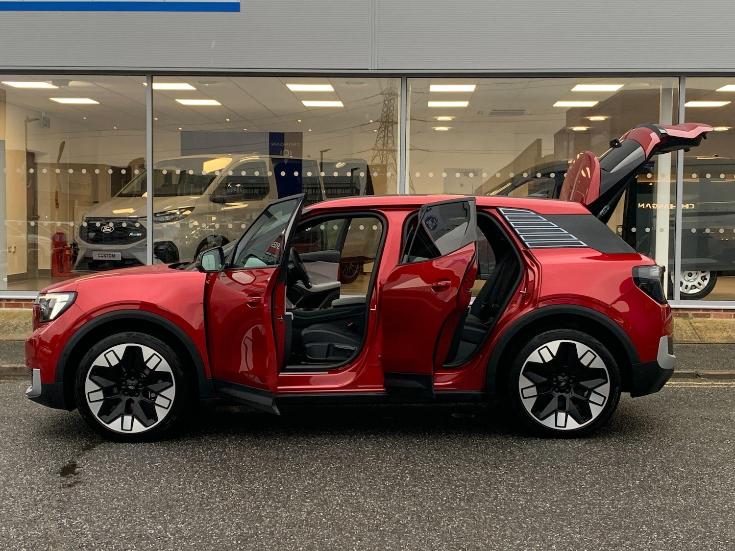 Used Ford Explorer 2024 for sale - 76899408: Photo 10